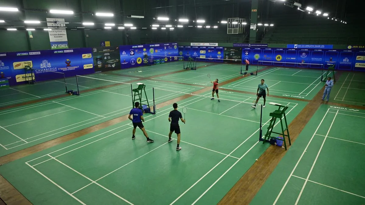 Best Badminton Coaching at Rackonnect in Noida and Gurgaon Courts